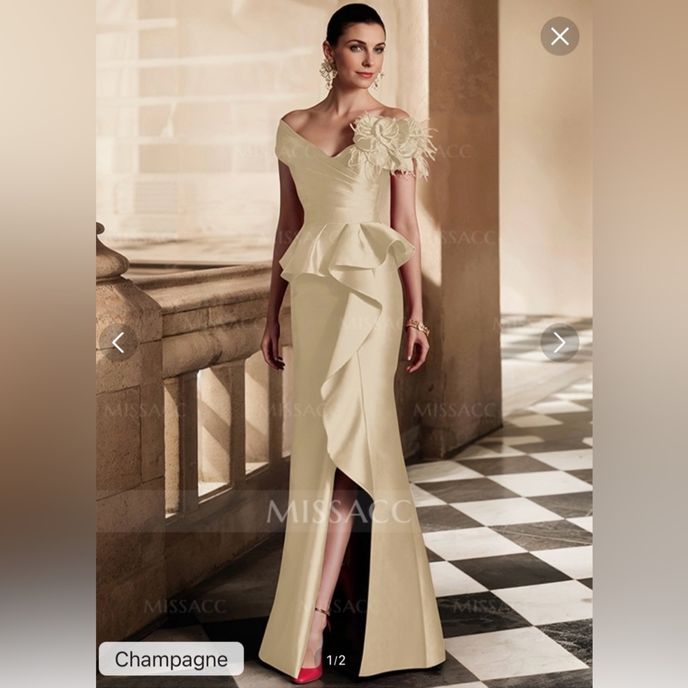 NWT - BEAUTIFUL MISSACC Formal/Evening Gown/ M.o.B.  Peplum, front slit.  Sz 14